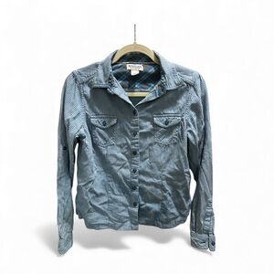 Magellan Outdoors Blue Checkered Button Down Shirt